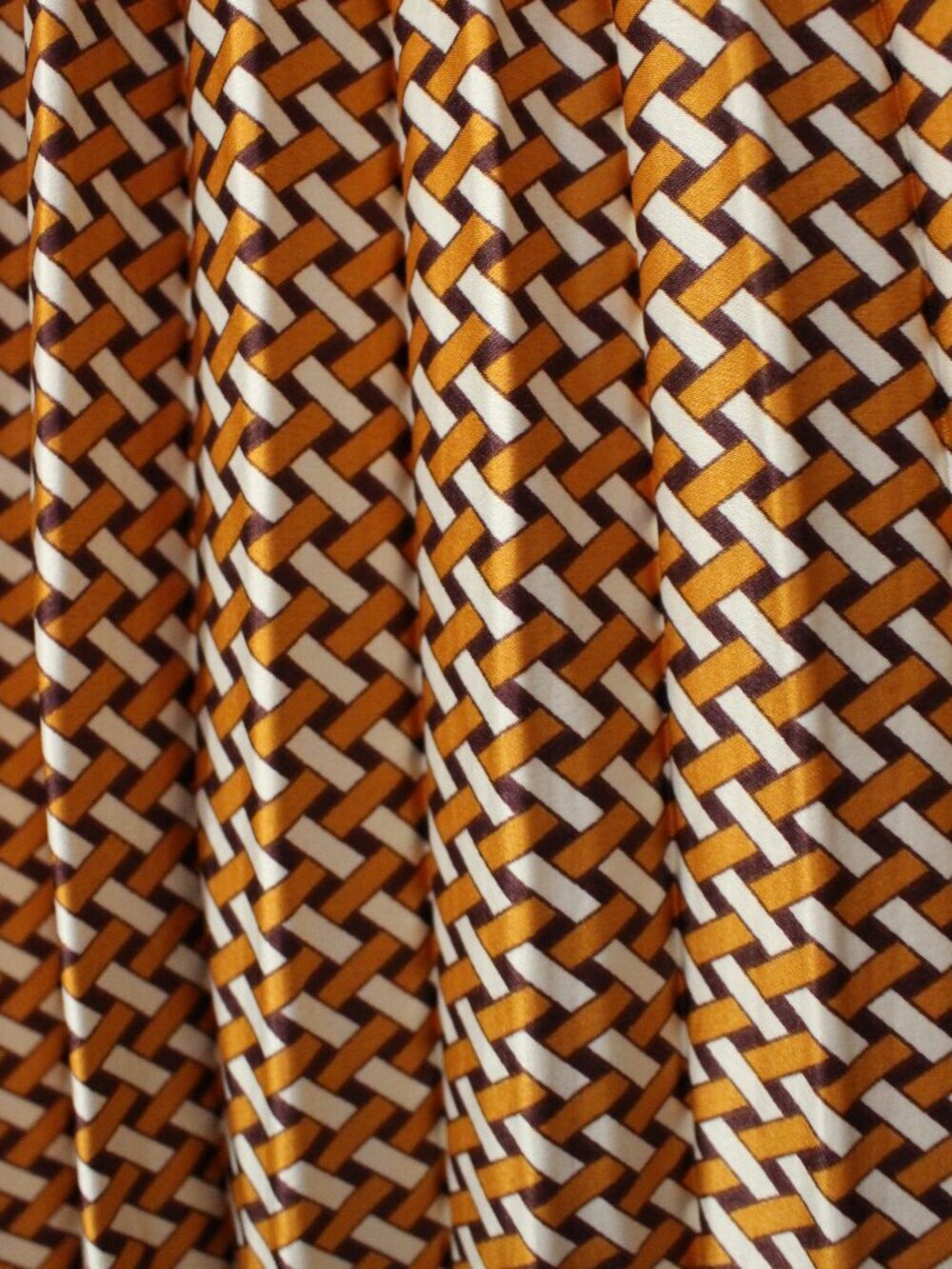 Women's Monteau Los Angeles Geometric Midi Skirt, Size Medium - Picture 3 of 4